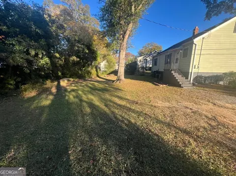 Exterior - 4105 Rose Ln NE, Covington, GA 30014 photo 2 of 5