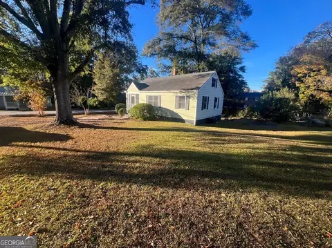 Exterior - 4105 Rose Ln NE, Covington, GA 30014 photo 5 of 5