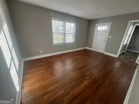 Living - 4105 Rose Ln NE, Covington, GA 30014 photo 3 of 4