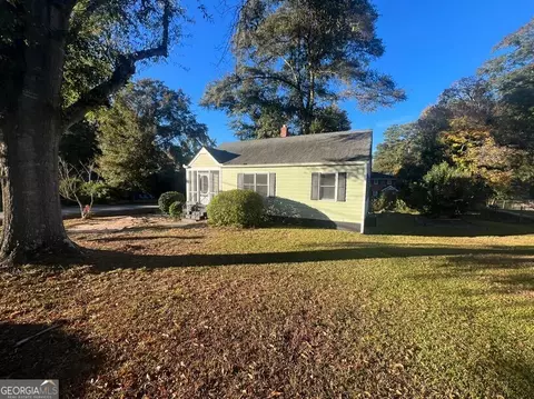 Exterior - 4105 Rose Ln NE, Covington, GA 30014 photo 4 of 5