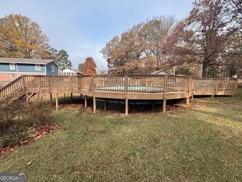 Exterior - 228 Sivell Rd, Lagrange, GA 30241 photo 10 of 11