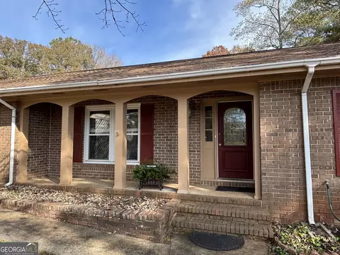 Exterior - 228 Sivell Rd, Lagrange, GA 30241 photo 3 of 11