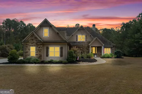 51 Christopher Rd, Sharpsburg, GA 30277