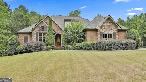 555 Mountains Edge, Peachtree City, GA 30269
