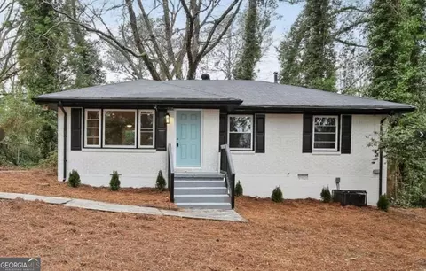 2235 Holly Hill Dr, Decatur, GA 30032