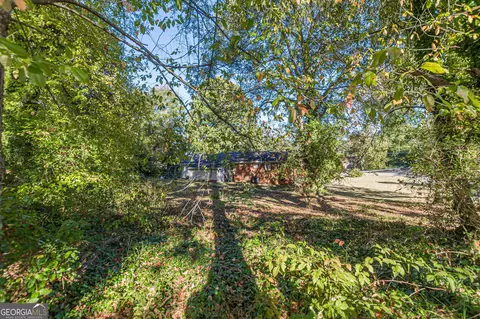 437 Oak Dr, Hapeville, GA 30354