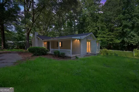 6770 Burkhead Dr, Union City, GA 30291