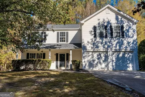 642 Crestworth Xing, Powder Springs, GA 30127