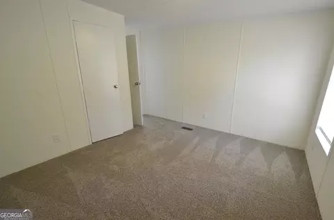 Bedroom - 722 Brower Ct, Dublin, GA 31021 photo 3 of 5
