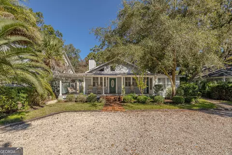 553 Magnolia Ave, St. Simons, GA 31522