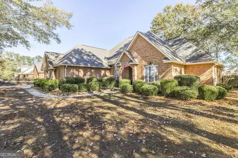 203 Southfield Ct, Bonaire, GA 31005