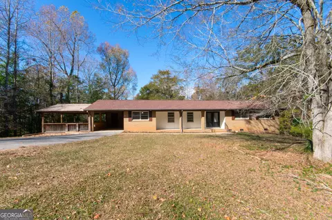 641 Whitaker Rd, Lagrange, GA 30240
