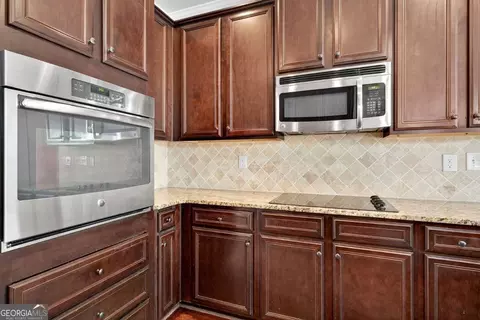 Kitchen - 1141 Norsworthy Ml, Hampton, GA 30228 photo 4 of 5