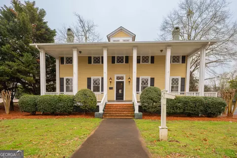 270 S Main St, Madison, GA 30650