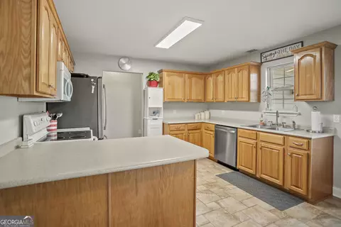 Kitchen - 1238 Brooklet South Dr, Brooklet, GA 30415 photo 1 of 3