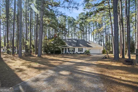 Exterior - 1238 Brooklet South Dr, Brooklet, GA 30415 photo 2 of 10