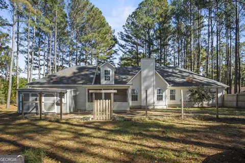 Exterior - 1238 Brooklet South Dr, Brooklet, GA 30415 photo 4 of 10