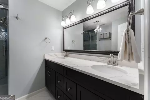 Bath - 4074 Spring Cove Dr, Duluth, GA 30097 photo 3 of 8
