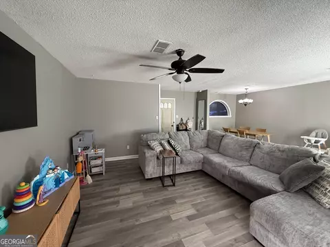 Living - 208 Pellimore Dr, Warner Robins, GA 31093 photo 2 of 3