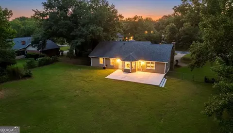 55 Tall Oak Trl, Covington, GA 30014