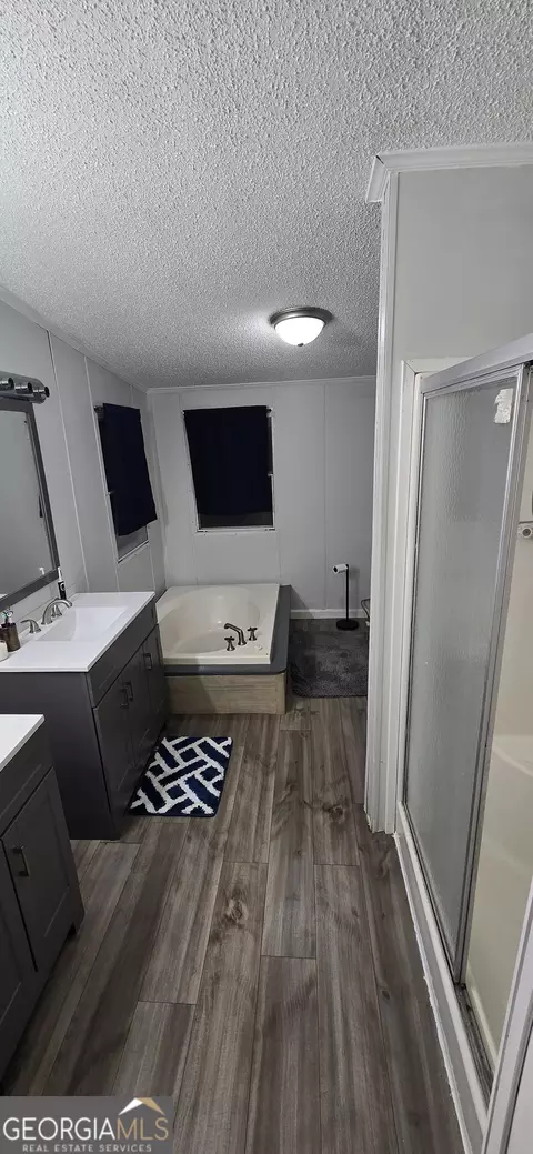 Bath - 352 Jeffrey Way, Forsyth, GA 31029 photo 1 of 1