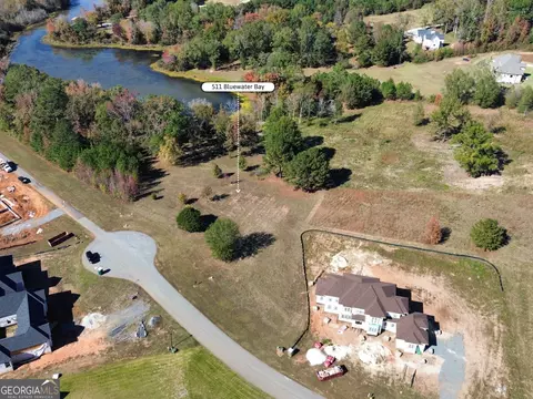 511 Bluewater Bay Dr, Macon, GA 31220 photo 3