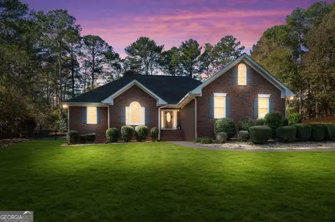 501 Wedgepark Dr, Mcdonough, GA 30252