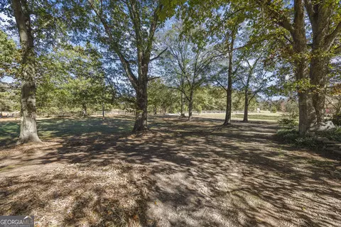 Exterior - 4001 Highway 198, Carnesville, GA 30521 photo 6 of 41