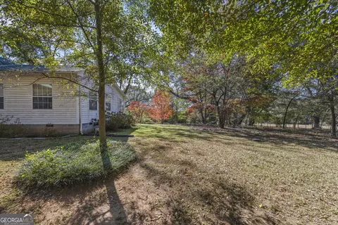 Exterior - 4001 Highway 198, Carnesville, GA 30521 photo 9 of 41