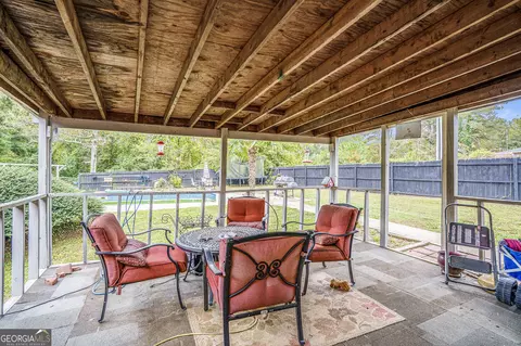 Exterior - 1083 Hampton Rd, Hampton, GA 30228 photo 2 of 2
