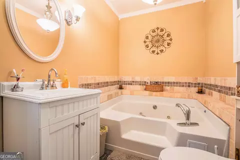 Bath - 1083 Hampton Rd, Hampton, GA 30228 photo 2 of 2