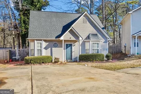 145 Turning Pt, Stockbridge, GA 30281