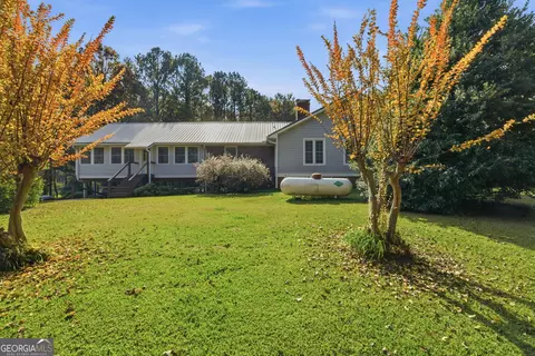 Exterior - 91 Almond Rd, Lagrange, GA 30241 photo 9 of 13