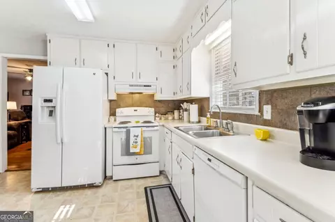 244 State St, Commerce, GA 30529 photo 18