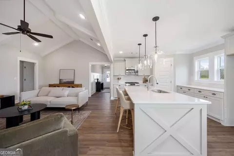 Entry Way - Undisclosed, Pine Mountain, GA 31822 photo 3 of 3