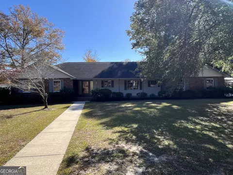 311 Fairmont Dr, Dublin, GA 31021