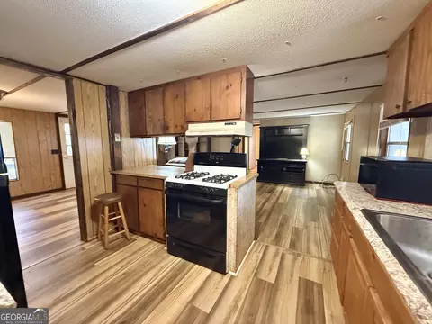 275 Hanson Dr, Lagrange, GA 30240 photo 19