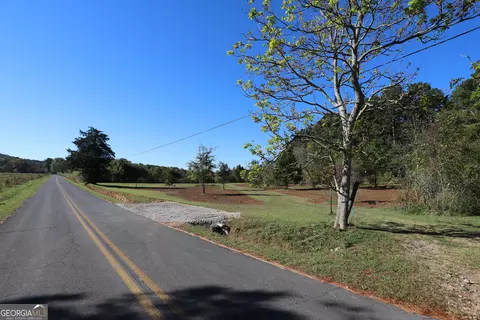 46 Buck Gardner Rd, Menlo, GA 30731