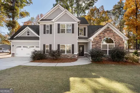 732 E Jefferson St, Hoschton, GA 30548