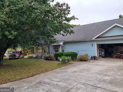 7905 Rivertown Rd, Fairburn, GA 30213