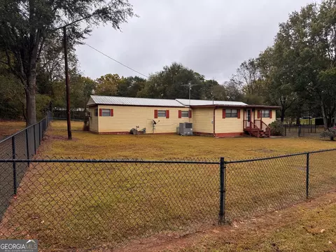 24 David Dr, Hampton, GA 30228 photo 2