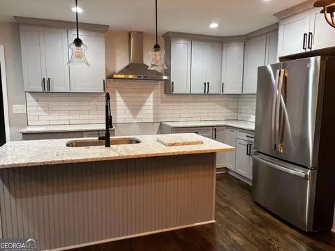 Kitchen - 2485 Ortega Way, Chamblee, GA 30341 photo 4 of 4