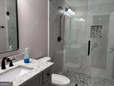 Bath - 2485 Ortega Way, Chamblee, GA 30341 photo 3 of 5