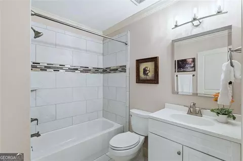 Bath - 3598 Parkridge Pointe, Duluth, GA 30096 photo 5 of 5