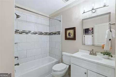 Bath - 3598 Parkridge Pointe, Duluth, GA 30096 photo 4 of 5
