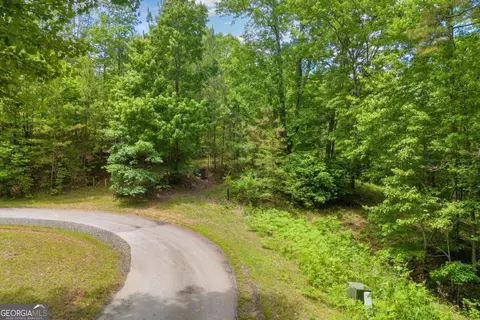 5 Edgewater Trl, Toccoa, GA 30577