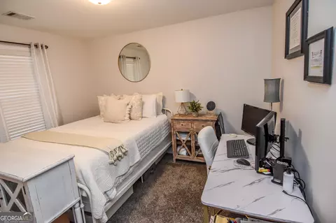 Bedroom - 254 Needleleaf Dr, Barnesville, GA 30204 photo 11 of 14
