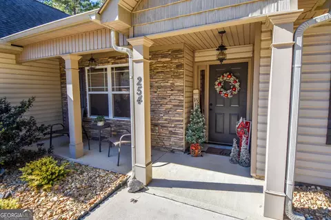 Exterior - 254 Needleleaf Dr, Barnesville, GA 30204 photo 5 of 14