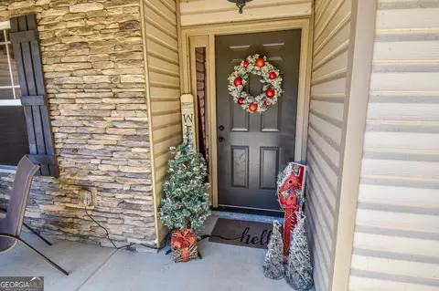 Exterior - 254 Needleleaf Dr, Barnesville, GA 30204 photo 7 of 14