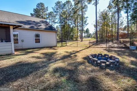 Exterior - 254 Needleleaf Dr, Barnesville, GA 30204 photo 13 of 14
